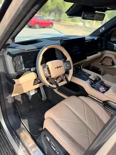 BYD Leopard 8