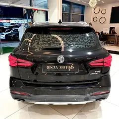 MG HS