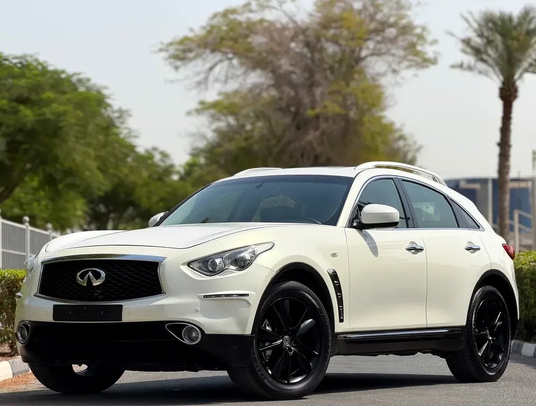 Infiniti QX70