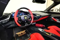 Ferrari SF90 Spider