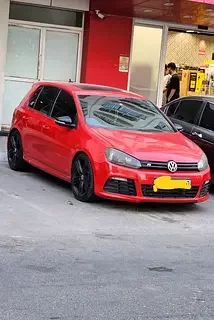 Volkswagen Golf R