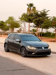 Volkswagen Golf R