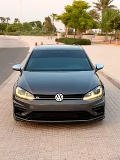 Volkswagen Golf R