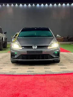 Volkswagen Golf R