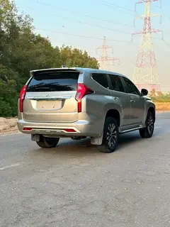 Mitsubishi Montero Sport