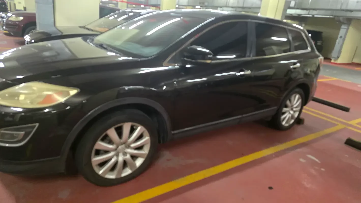 Mazda CX-9