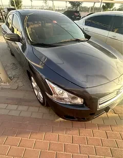 Nissan Maxima