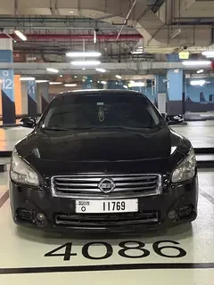 Nissan Maxima