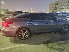 Nissan Maxima