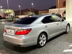Lexus LS-Series