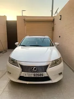 Lexus ES-Series