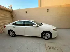 Lexus ES-Series