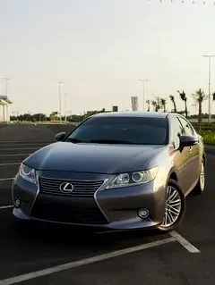 Lexus ES-Series