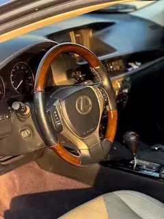 Lexus ES-Series