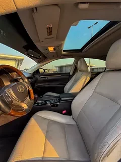 Lexus ES-Series