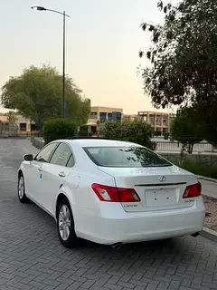 Lexus ES-Series