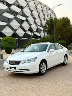 Lexus ES-Series