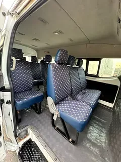 Nissan Urvan