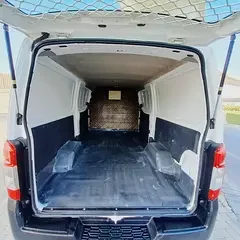 Nissan Urvan