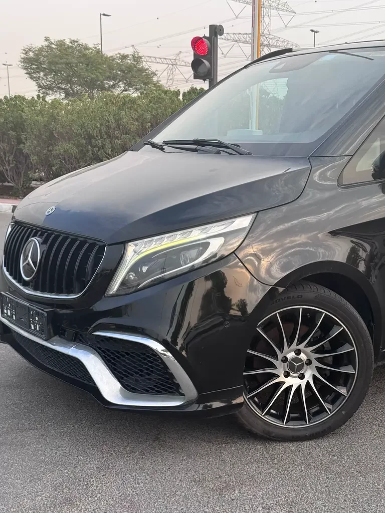 Mercedes-Benz V-Class