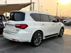Infiniti QX80