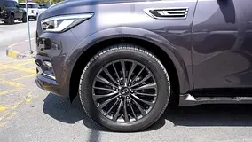 Infiniti QX80