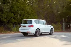 Infiniti QX80