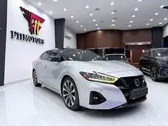 Nissan Maxima