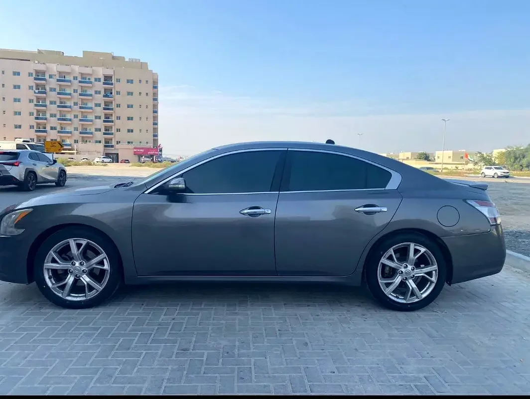 Nissan Maxima
