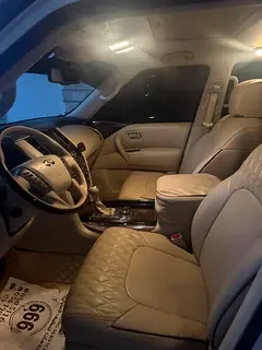 Infiniti QX80