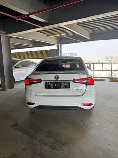 MG MG5