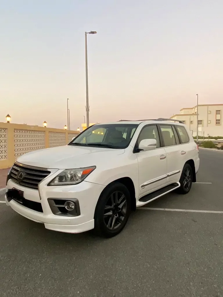 Lexus LX-Series