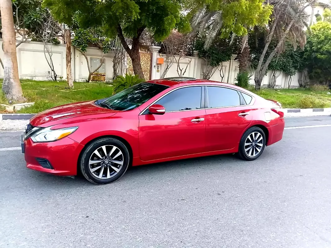 Nissan Altima