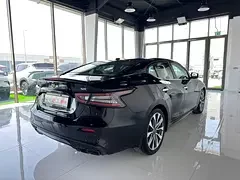 Nissan Maxima