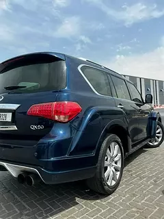 Infiniti QX80