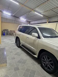 Lexus LX-Series