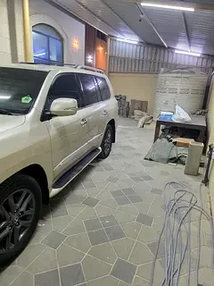 Lexus LX-Series