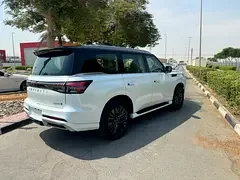 Infiniti QX80