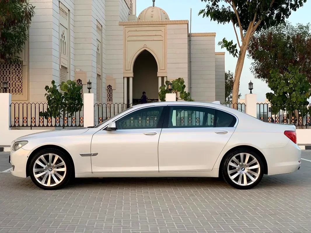 BMW 7-Series