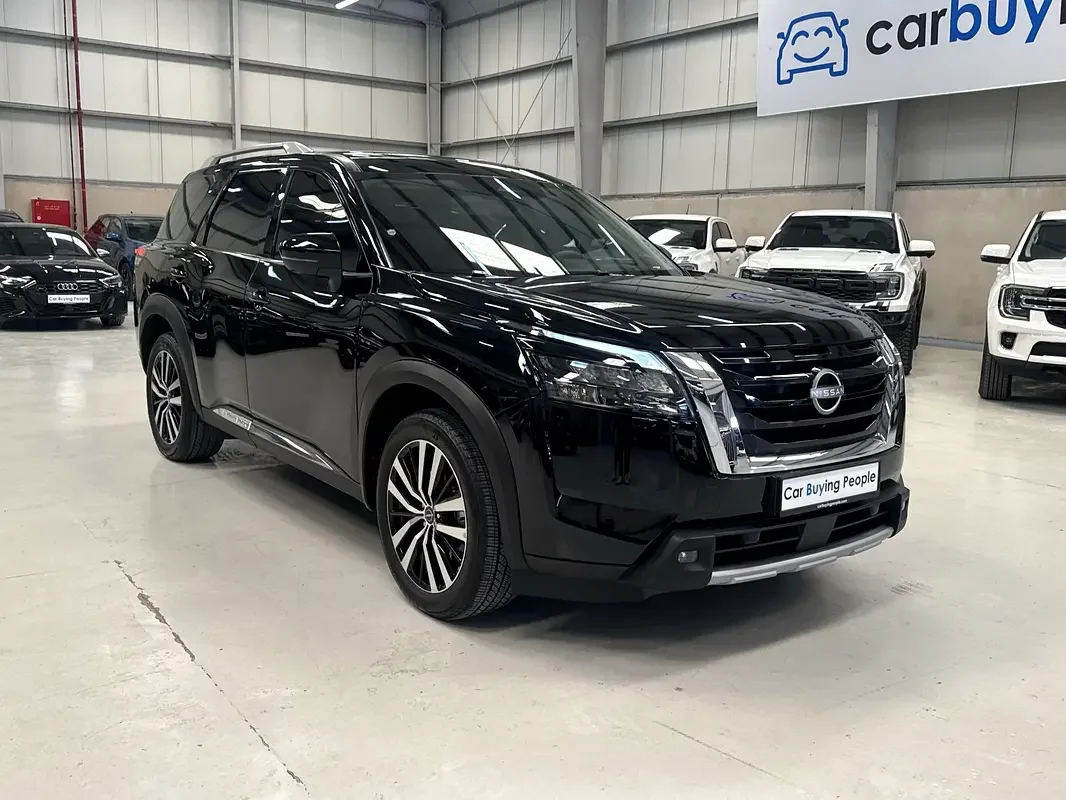 Nissan Pathfinder, 2025 — купить с доставкой из ОАЭ