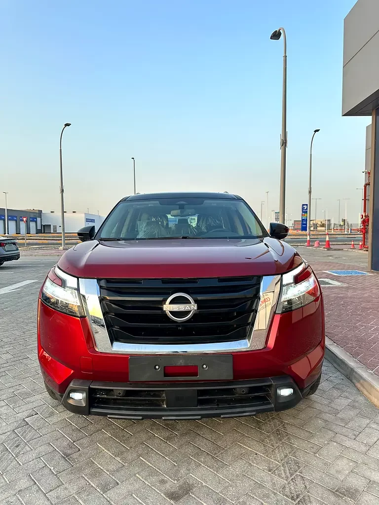 Nissan Pathfinder, 2024 — купить с доставкой из ОАЭ