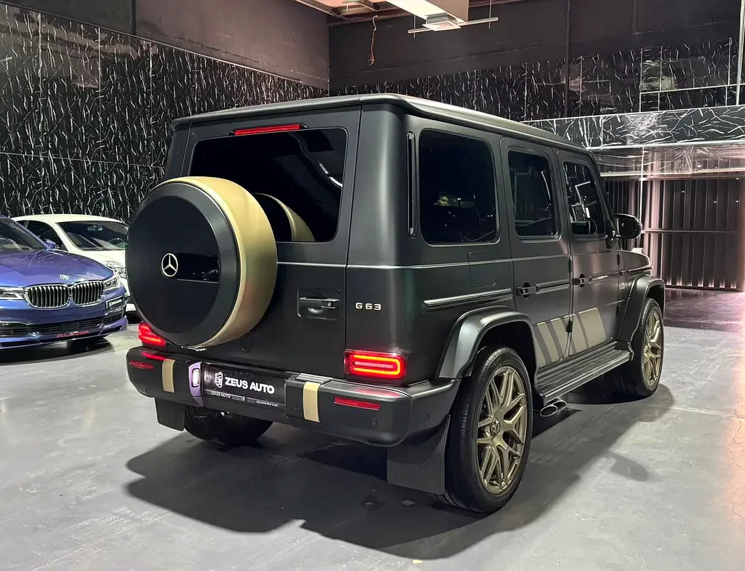 Mercedes-Benz G-Class
