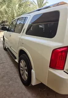 Infiniti QX56
