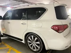 Infiniti QX56