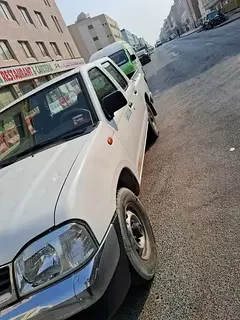 Nissan Pickup