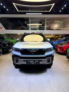 BYD Leopard 8