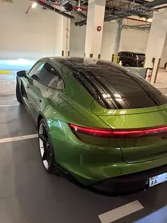 Porsche Taycan