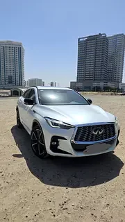 Infiniti QX55