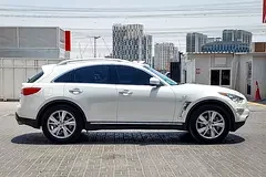 Infiniti QX70