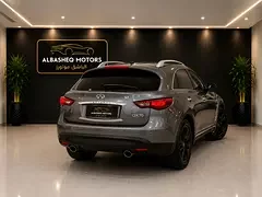 Infiniti QX70